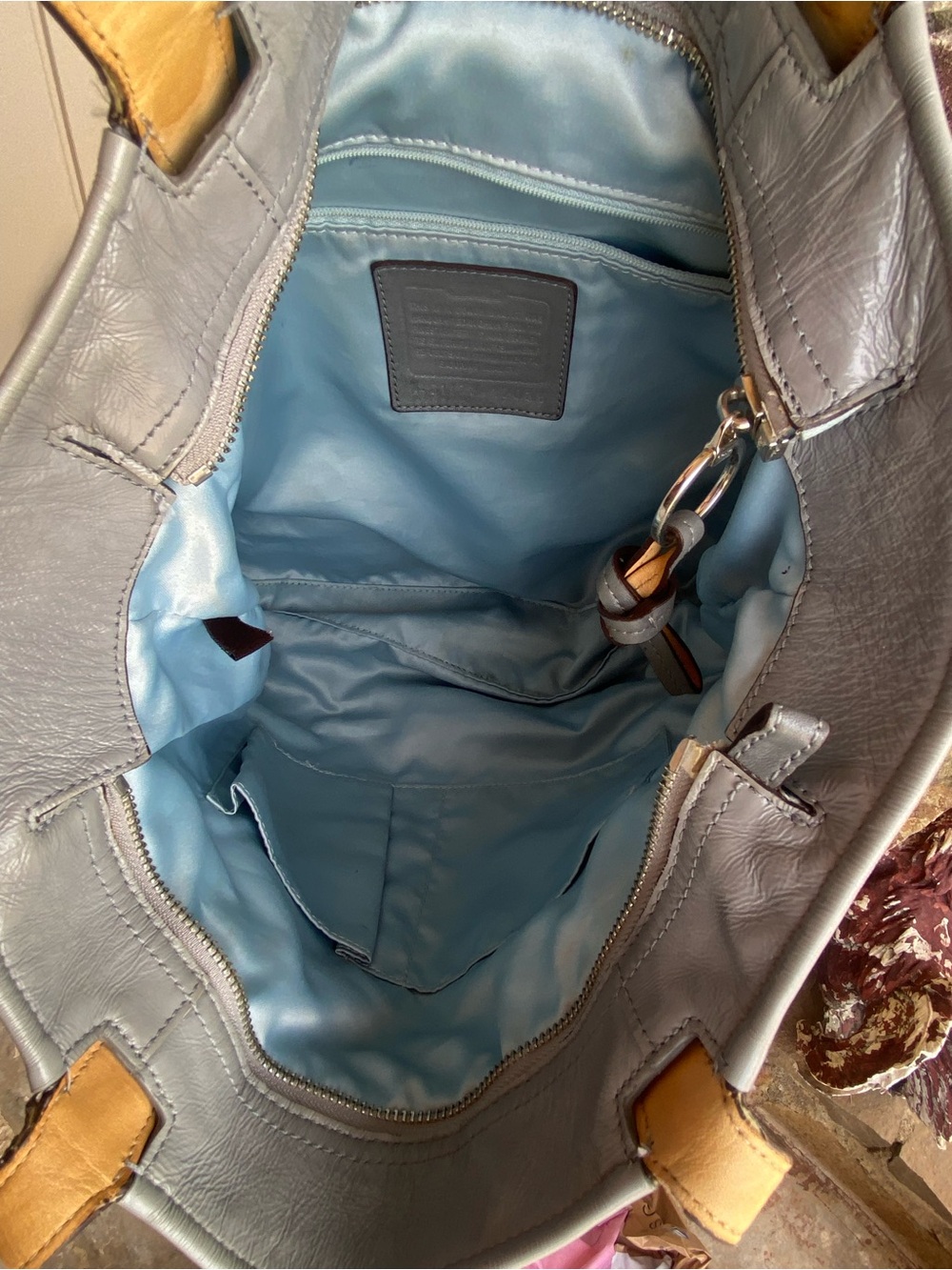 COACH Gray Patterned Tote Bag - Picture 5 of 9